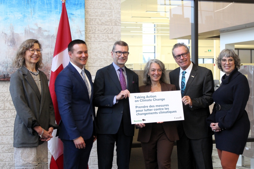 Canada and Manitoba continue to support renewable energy initiatives in the province Canada and Manitoba continue to support renewable energy initiatives in the province