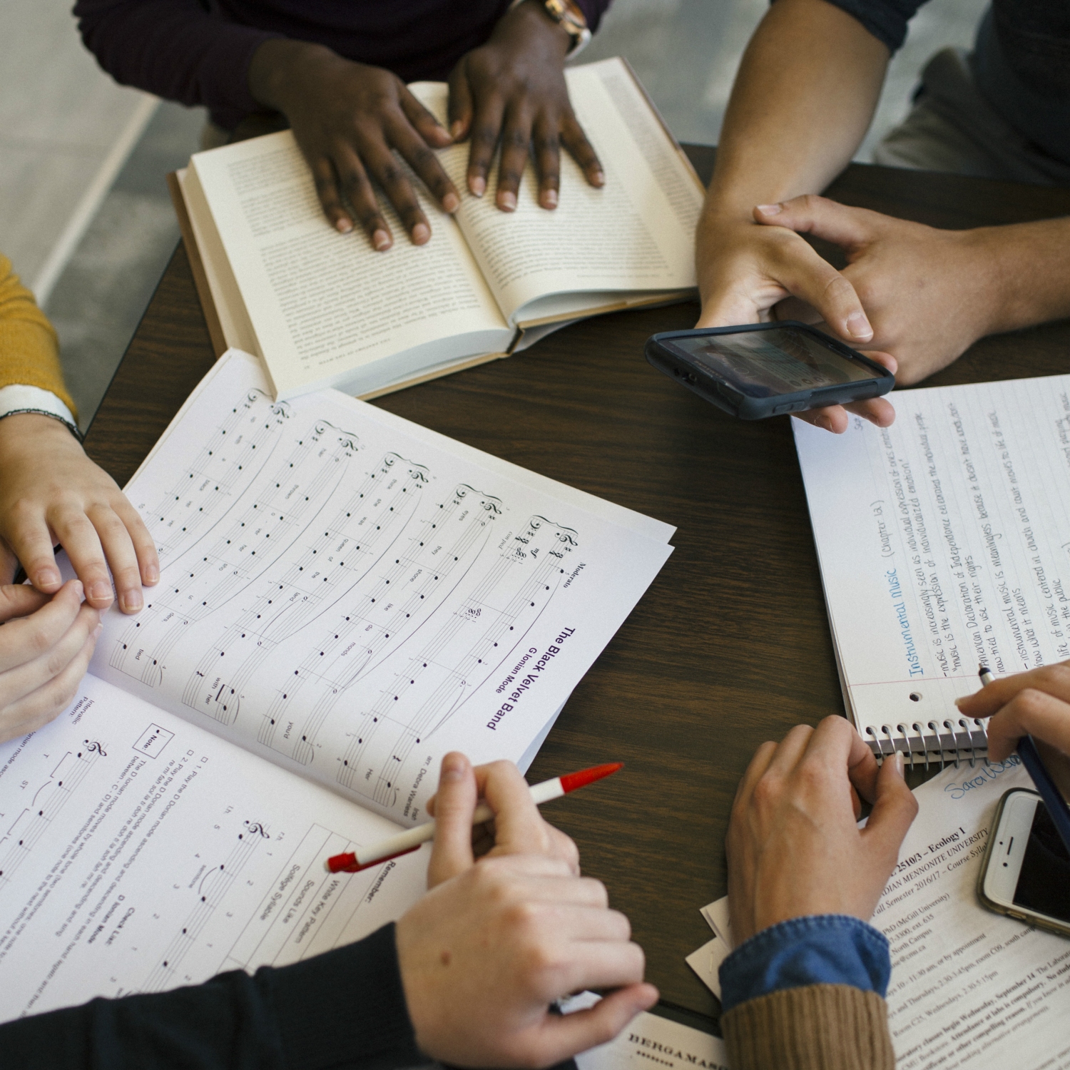 Bridging the COVID-19 Study-Gap: CMU’s volunteer tutoring collective goes online to help students finish strong