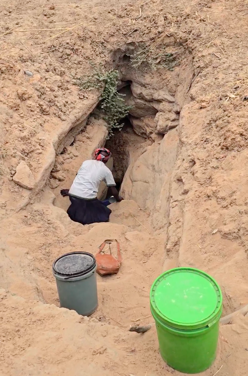 Steep water collection point. Photo by Hannah Janzen, 2024.