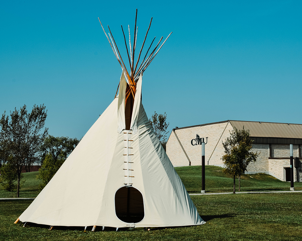 CMU's tipi on the Assiniboine Castle lawn